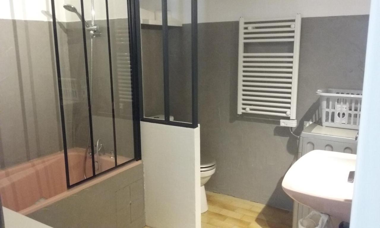 Appartement Climatise Avec Terrasse Au Coeur De Nyons Exteriér fotografie